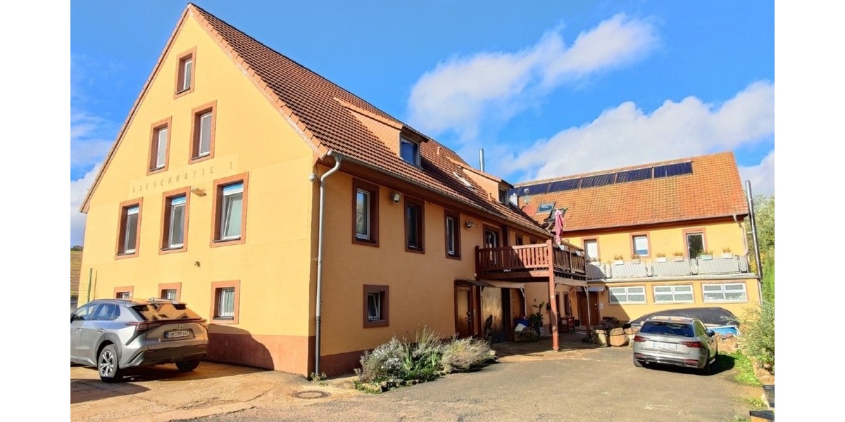Rendite optimiert: Top-modernisiertes 8-Parteienhaus in Enkenbach-Alsenborn - Mehrfamilienhaus, Wohnhaus Enkenbach-Alsenborn Alsenborn | Angebot:26535146