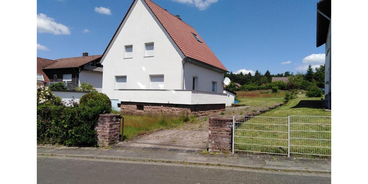 Einfamilienhaus Kaiserslautern Einsiedlerhof - 6 Zimmer, 150 m&sup2;, 1.800&euro; | Angebot:21346640