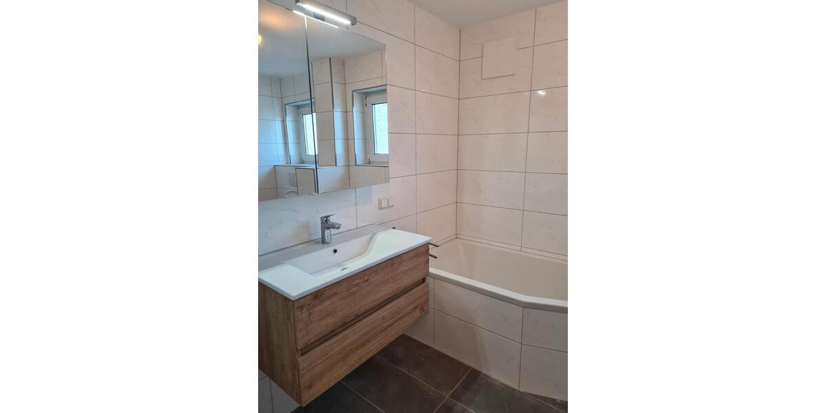 Etagenwohnung Ramstein-Miesenbach Miesenbach - 4 Zimmer, 110 m&sup2;, 1.490&euro; | Angebot:26337516