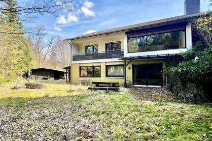 Haus Kaiserslautern Bahnheim - 6 Zimmer, 212 m&sup2;, 275.000&euro; | Angebot:25931101