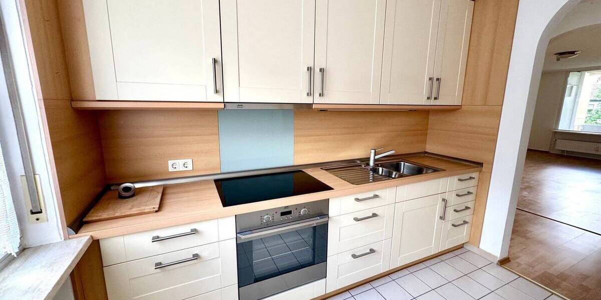 Etagenwohnung Kaiserslautern Innenstadt - 3 Zimmer, 75 m&sup2;, 690&euro; | Angebot:26875423