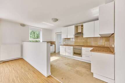 Wohnung zum Kaufen in Hochspeyer 495.000 € 230 m² 5 zimmer