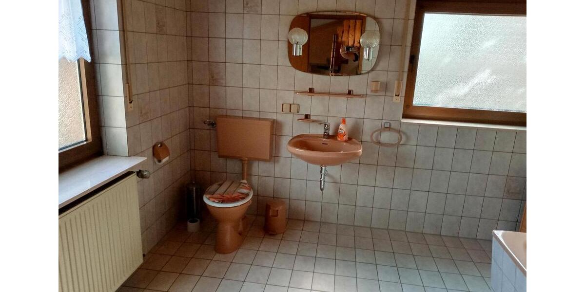 Doppelhaushälfte Steinbach am Donnersberg - 5 Zimmer, 185 m&sup2;, 1.550&euro; | Angebot:26252888