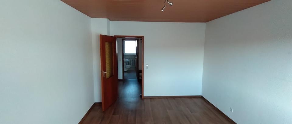 Etagenwohnung Kaiserslautern - 2 Zimmer, 60 m&sup2;, 660&euro; | Angebot:26328772
