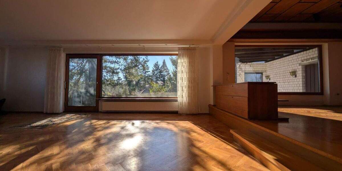 Einfamilienhaus Kaiserslautern Innenstadt - 7 Zimmer, 186 m&sup2;, 243.000&euro; | Angebot:25899420