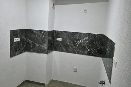 Wohnung zu Vermieten warm 2 zimmer