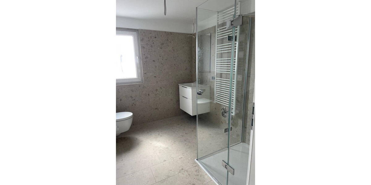 Etagenwohnung Rodenbach - 3 Zimmer, 77 m&sup2;, 900&euro; | Angebot:26731161