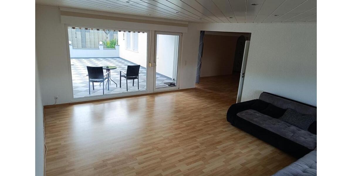 Mehrfamilienhaus, Wohnhaus Höheinöd - 7.5 Zimmer, 263 m&sup2;, 399.000&euro; | Angebot:26449255
