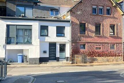 Haus Elmstein - 5 Zimmer, 145 m&sup2;, 1.050&euro; | Angebot:26816849