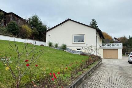 Haus zur Miete in toller Lage in Hauneck 5 zimmer