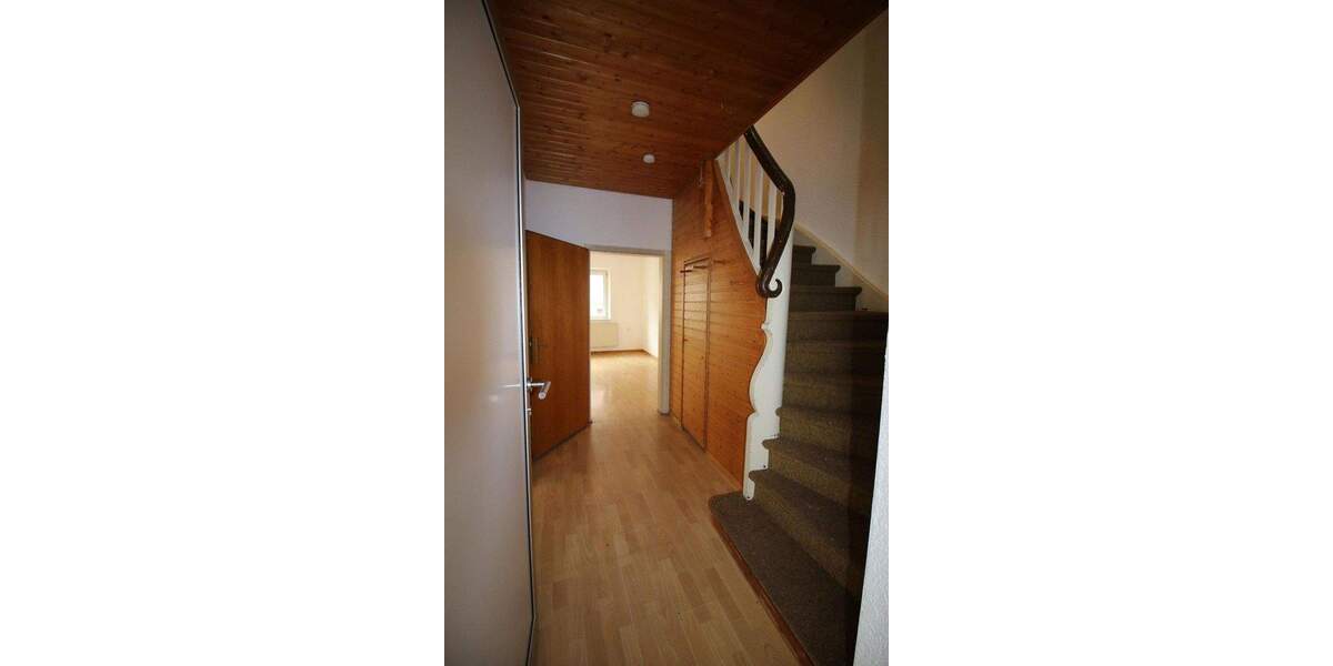 Einfamilienhaus Otterberg - 6 Zimmer, 121 m&sup2;, 175.000&euro; | Angebot:25674884