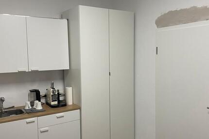 Büro am Pfaffplatz neben Klinikum Kaiserslautern zimmer