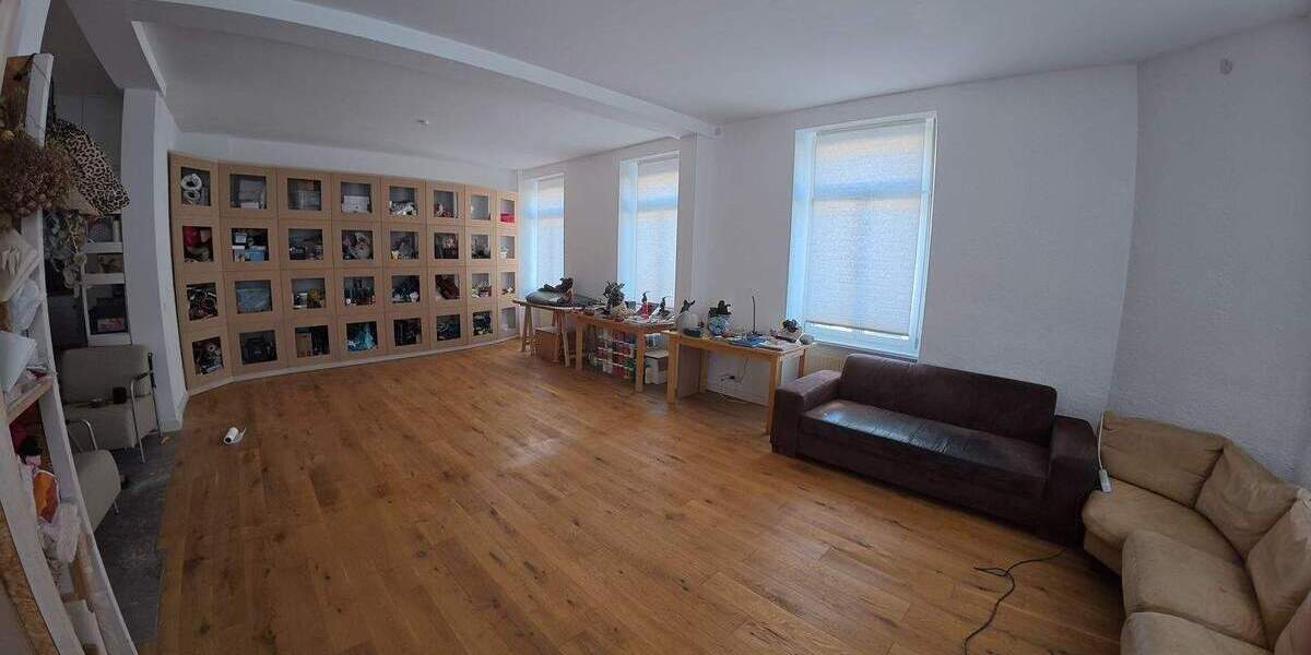 ****Künstlerisch designte ETW in Stadtnähe mit Flair**** 3 zimmer