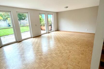 Haus Kaiserslautern Betzenberg - 6 Zimmer, 180 m&sup2;, 2.400&euro; | Angebot:24695978