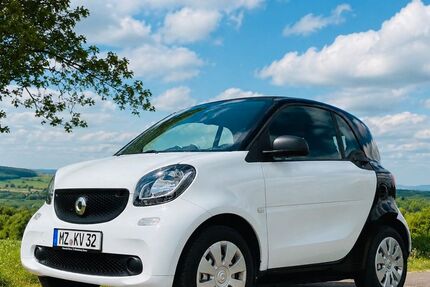 Smart ForTwo 48.700 km 9.100 &euro; Ruppertsecken 67808