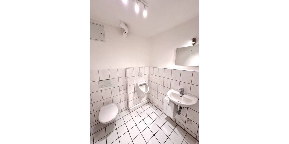 Gewerbeobjekt Kaiserslautern Innenstadt - 6 Zimmer, 1.120&euro; | Angebot:23960093