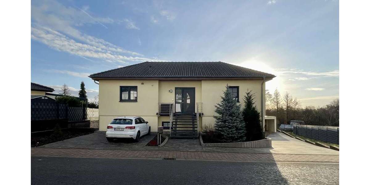 Einfamilienhaus Schönenberg - 8 Zimmer, 231 m&sup2;, 529.000&euro; | Angebot:24696875