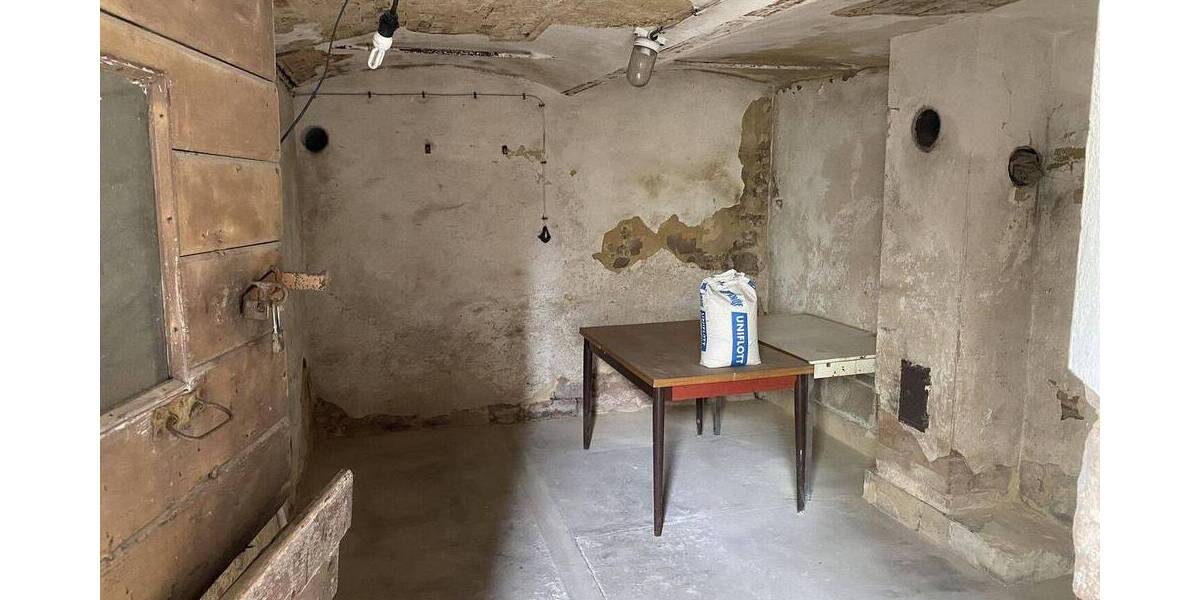 Einfamilienhaus Winnweiler Alsenbrück-Langmeil - 4 Zimmer, 95 m&sup2;, 140.000&euro; | Angebot:25707635