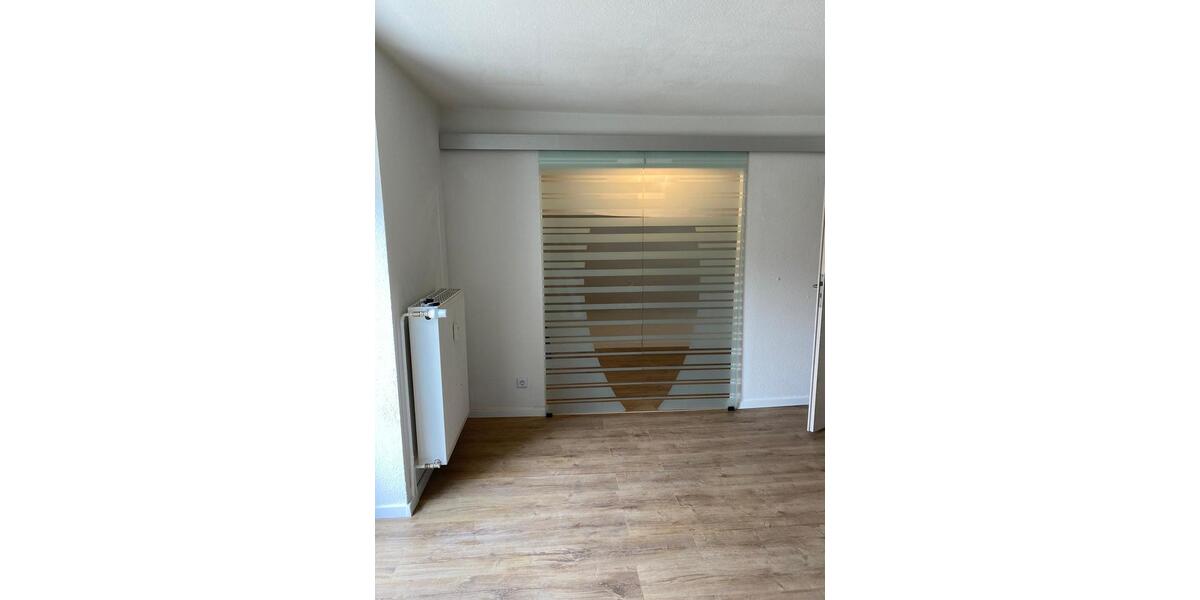 Dachgeschoßwohnung Kaiserslautern Engelshof - 4 Zimmer, 92 m&sup2;, 870&euro; | Angebot:26545233
