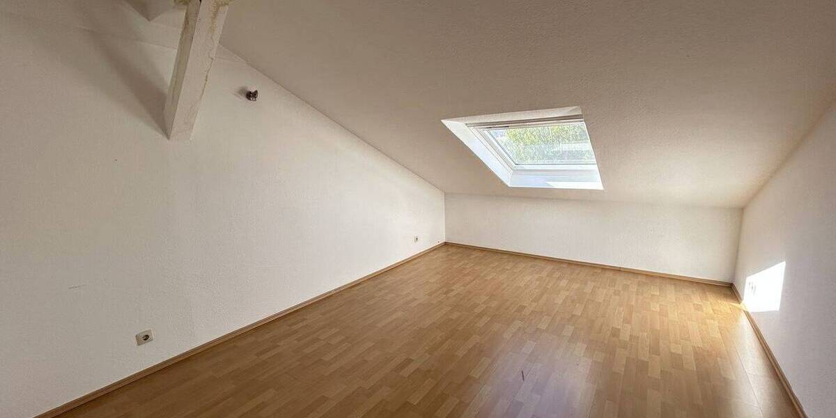 Etagenwohnung Kaiserslautern Innenstadt - 2 Zimmer, 51 m&sup2;, 85.000&euro; | Angebot:26487755