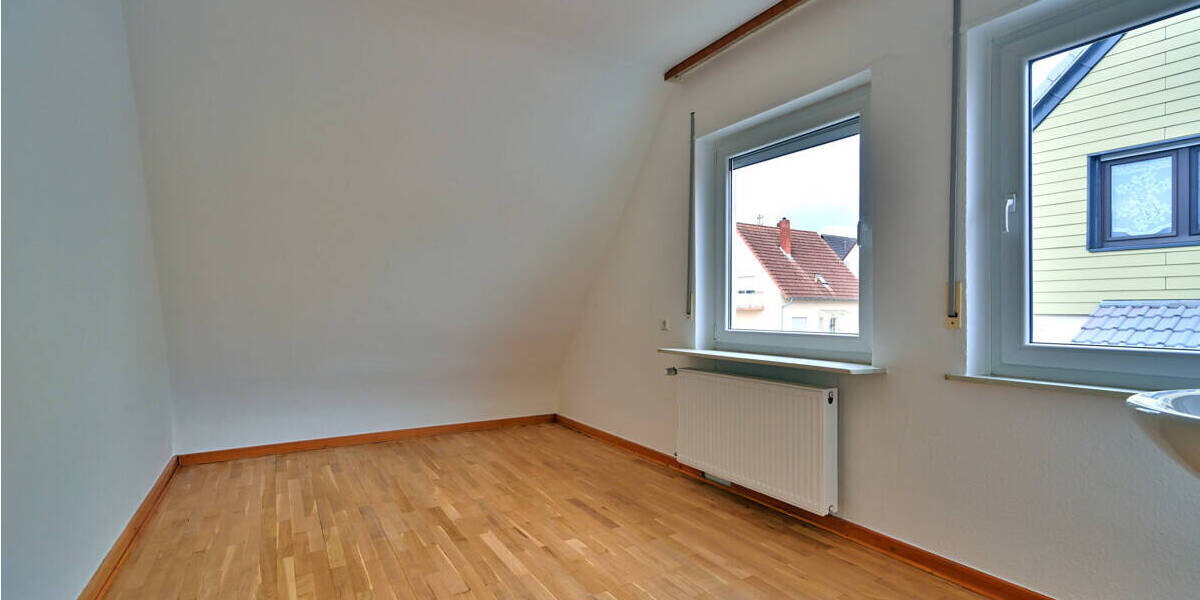 Einfamilienhaus Ramstein-Miesenbach Miesenbach - 6 Zimmer, 182 m&sup2;, 2.000&euro; | Angebot:26359656