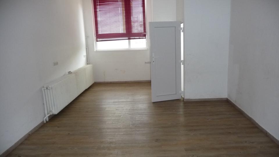 Büro mit Wohnbereich Nähe Bahnhof