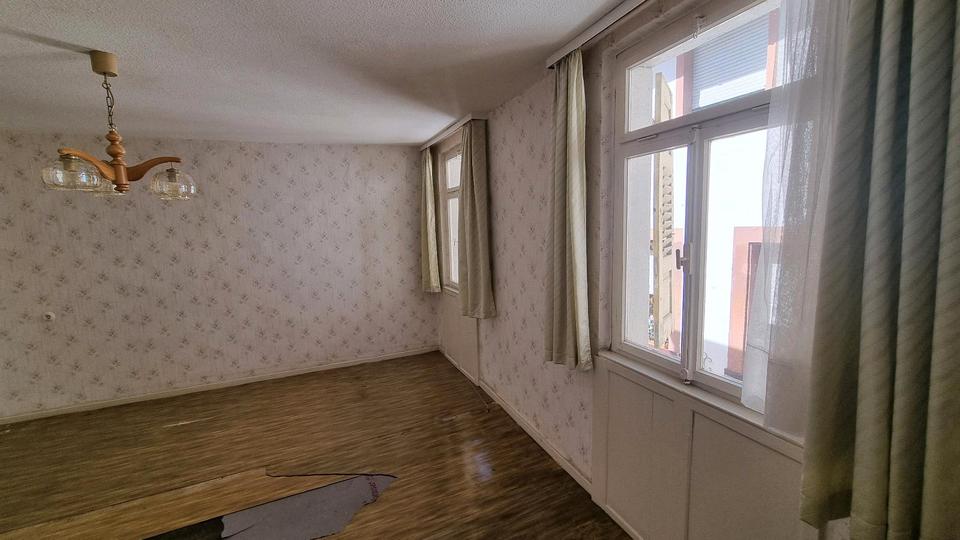 Reihenhaus Lambrecht (Pfalz) - 4.5 Zimmer, 100 m&sup2;, 80.000&euro; | Angebot:26640928