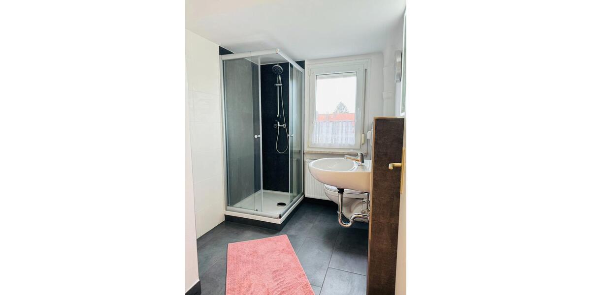 Einfamilienhaus Pirmasens - 4 Zimmer, 140 m&sup2;, 1.160&euro; | Angebot:26639487