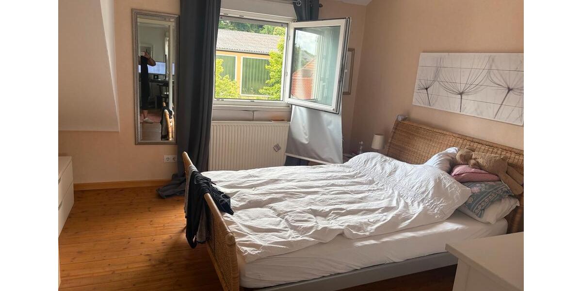 Doppelhaushälfte Bad Dürkheim - 7 Zimmer, 150 m&sup2;, 370.000&euro; | Angebot:25543670