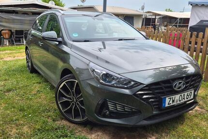 Hyundai i30 59.000 km 17.000 &euro; Winterbach 66484