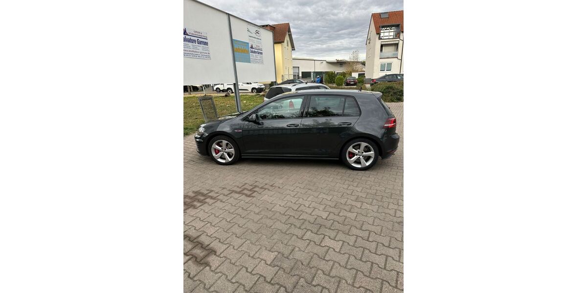 VW Golf 30.100 km 22.900 &euro; Hettenleidelheim 67310