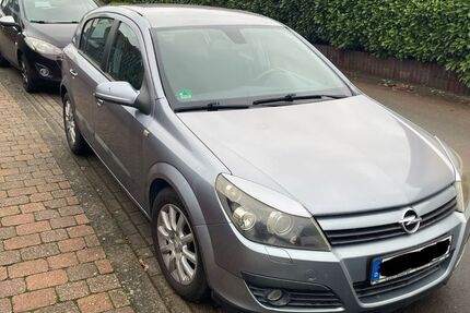 Opel Astra 228.000 km 2.399 &euro; Kaiserslautern 67655