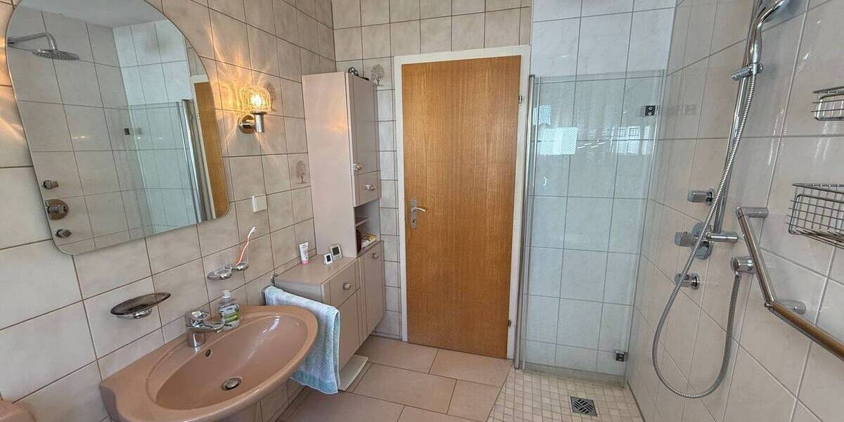 Einfamilienhaus Frankelbach - 4 Zimmer, 169 m&sup2;, 249.000&euro; | Angebot:26798267