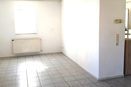 Haus Enkenbach-Alsenborn Alsenborn - 5 Zimmer, 200 m&sup2;, 1.700&euro; | Angebot:25403008