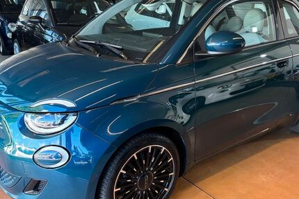 Fiat 500e 31.100 km 18.950 &euro; Bad Dürkheim 67098