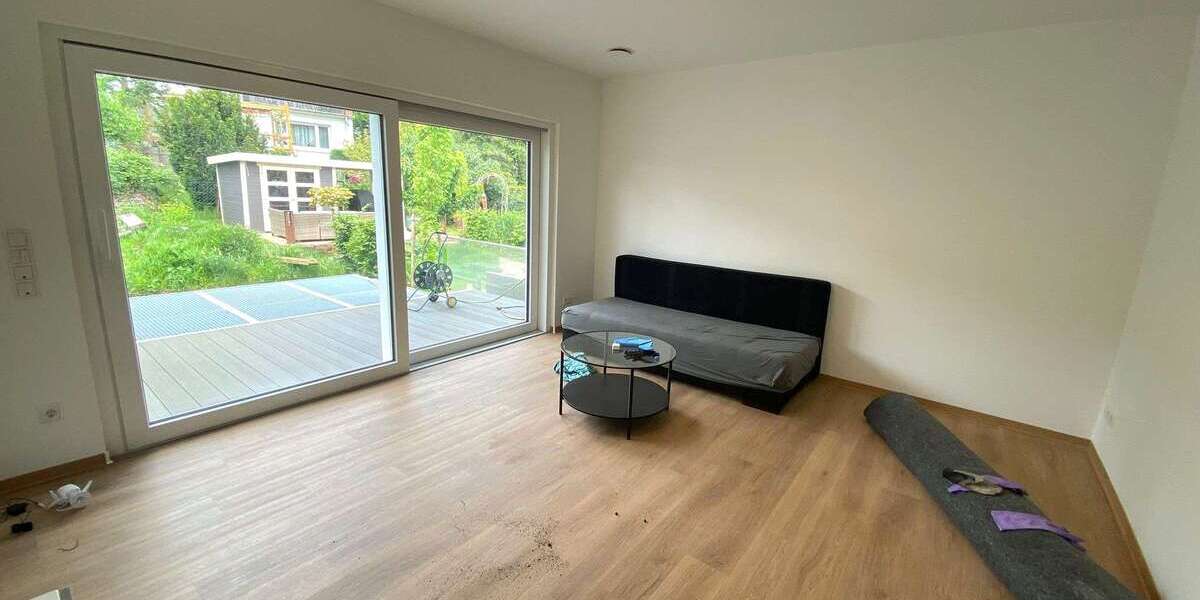 Einfamilienhaus Kaiserslautern Bahnheim - 4 Zimmer, 140 m&sup2;, 1.800&euro; | Angebot:27234950