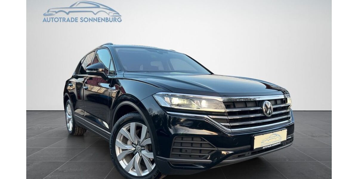 VW Touareg 140.572 km 32.490 &euro; Mehlingen 67678