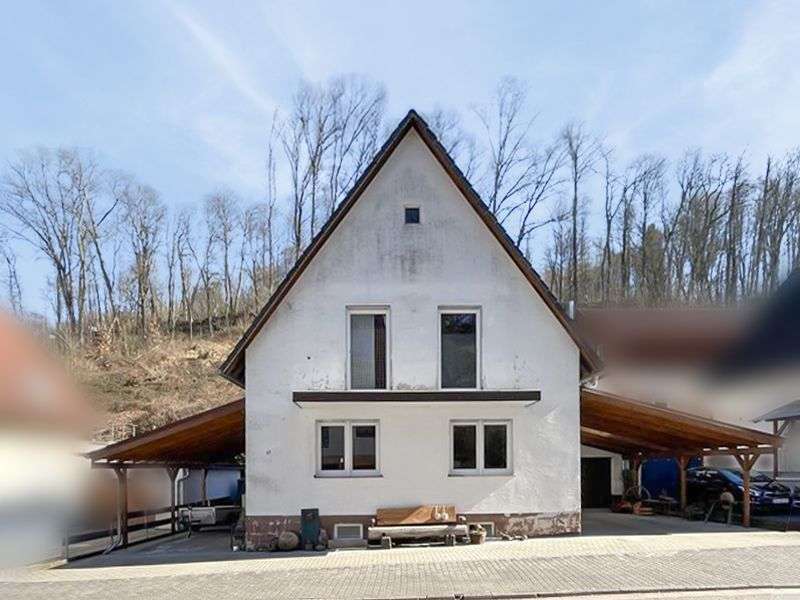 Haus zum Kaufen in Thaleischweiler-Fröschen 299.000 € 279 m²