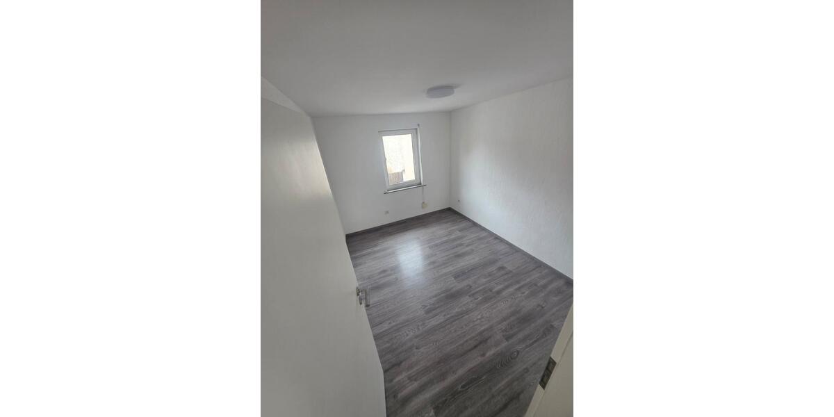 Einfamilienhaus Marnheim - 7 Zimmer, 120 m&sup2;, 299.000&euro; | Angebot:26814504