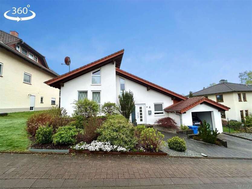 Haus zum Kaufen in Schmalenberg 420.000 € 128 m²
