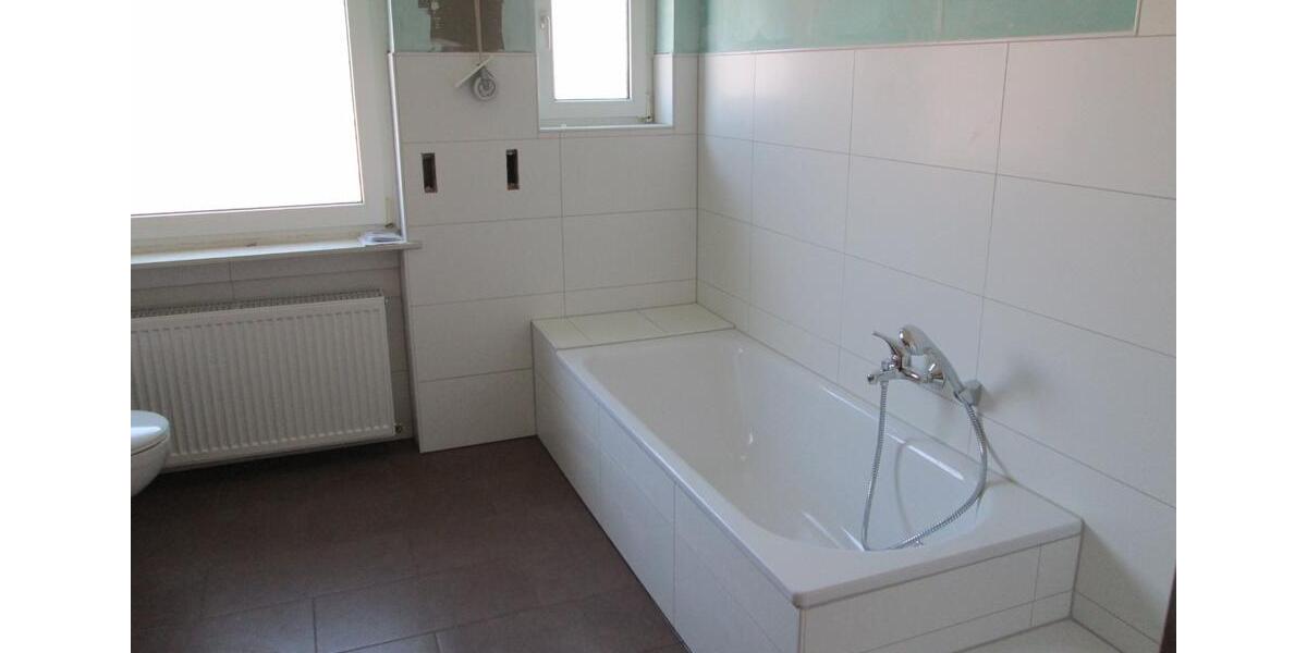 Etagenwohnung Meisenheim - 4 Zimmer, 100 m&sup2;, 850&euro; | Angebot:25945457