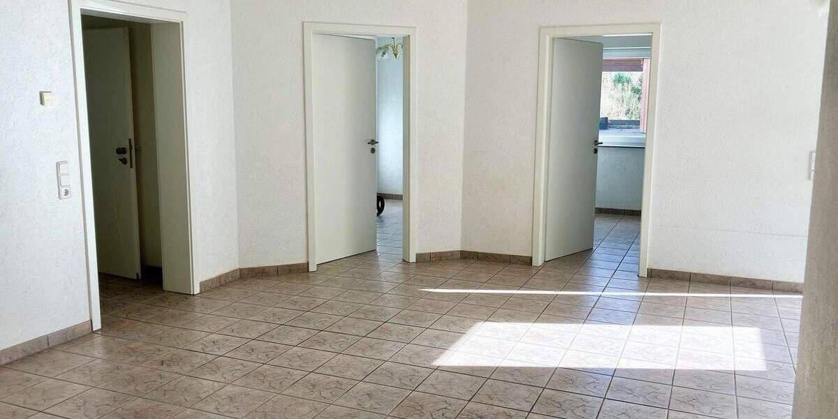 Etagenwohnung Hochspeyer - 3 Zimmer, 79 m&sup2;, 785&euro; | Angebot:25741317