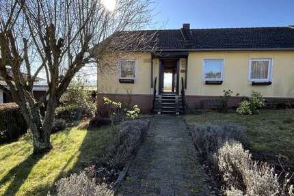 Haus Eisenberg - 7 Zimmer, 157 m&sup2;, 439.000&euro; | Angebot:25350468