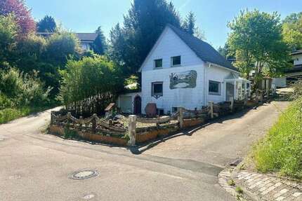 Haus zum Kaufen in Thaleischweiler-Fröschen 74.900 € 127 m²