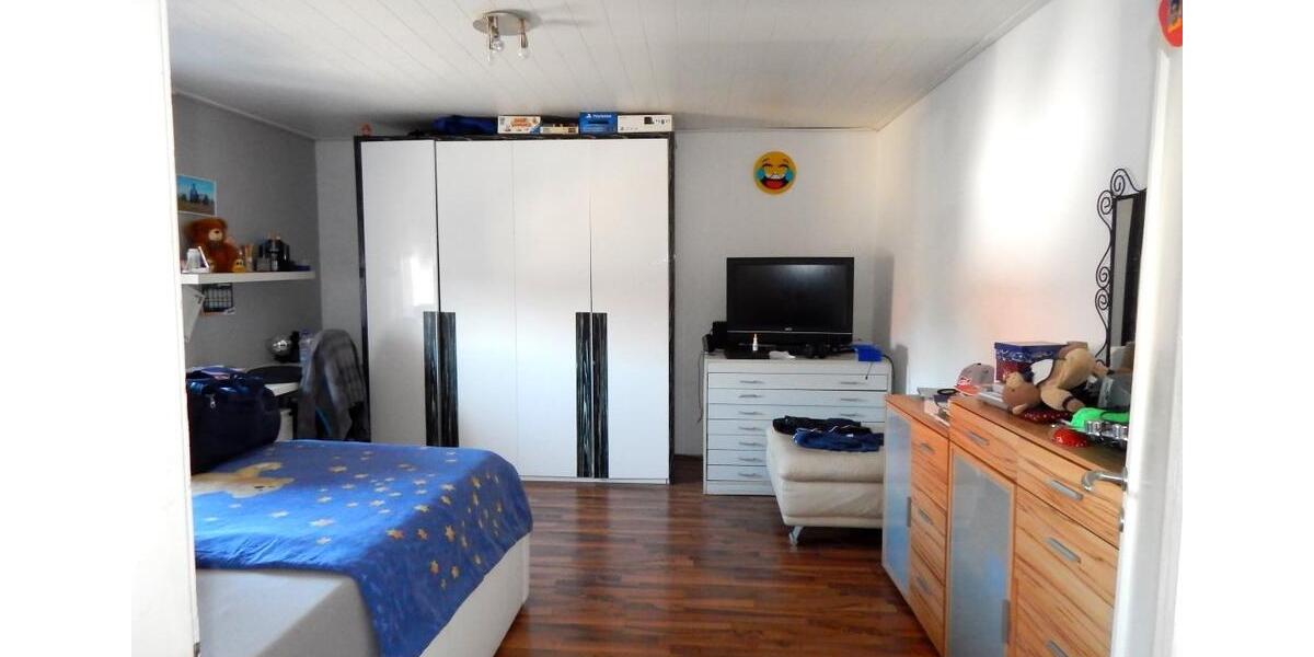 Etagenwohnung Kaiserslautern Engelshof - 4 Zimmer, 130 m&sup2;, 780&euro; | Angebot:26619924