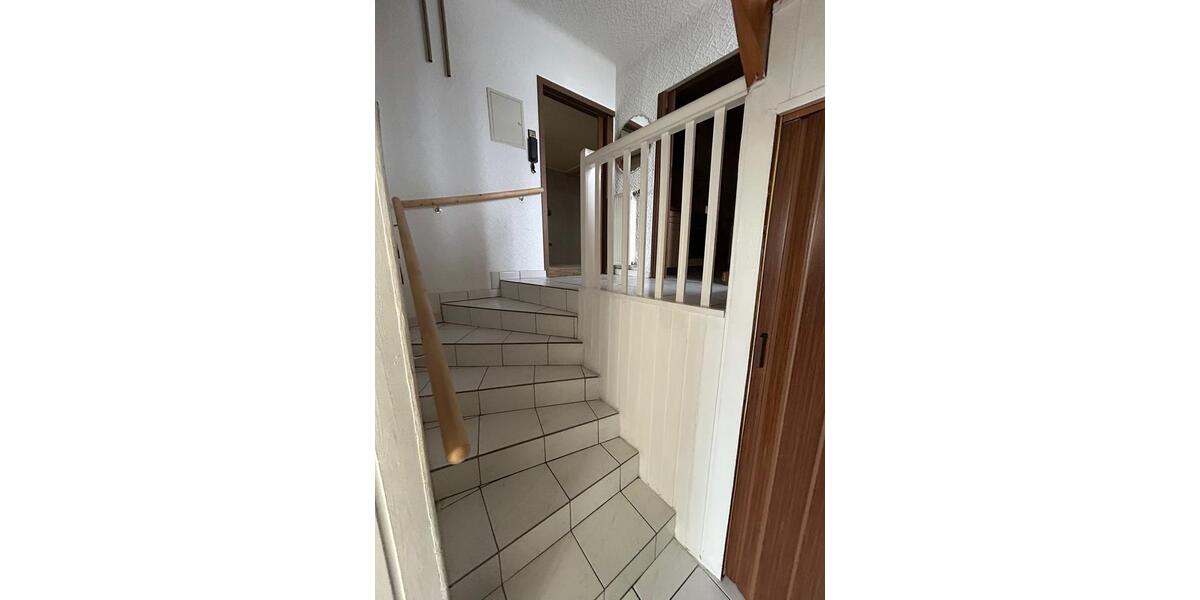 Einfamilienhaus Hermersberg - 6 Zimmer, 94 m&sup2;, 180.000&euro; | Angebot:26103828