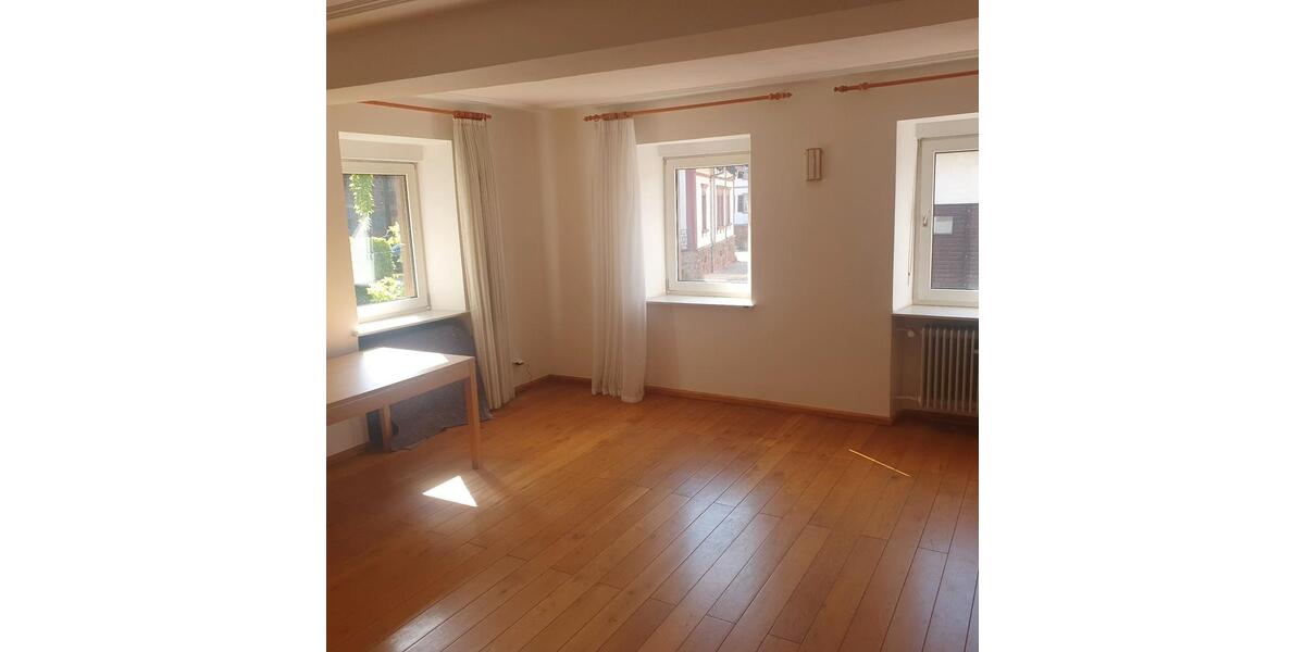 Erdgeschoßwohnung Queidersbach - 2.5 Zimmer, 92 m&sup2;, 800&euro; | Angebot:27567345