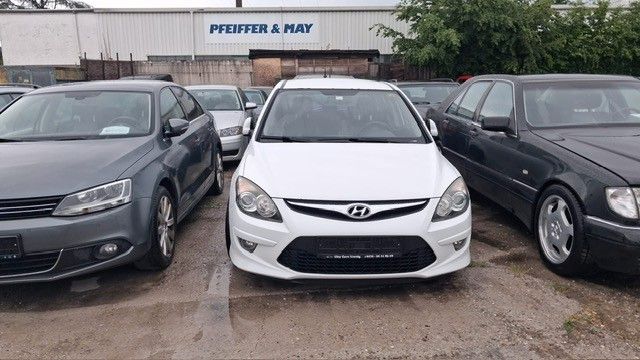 Hyundai i30 223.000 km 2.300 &euro; Neustadt/Wstr. 67433