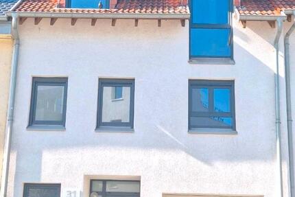 Haus Kaiserslautern Bahnheim - 7 Zimmer, 220 m&sup2;, 2.250&euro; | Angebot:26170787