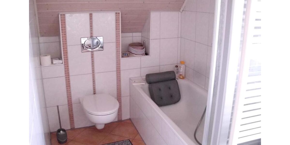 Etagenwohnung Steinwenden - 3 Zimmer, 126 m&sup2;, 1.300&euro; | Angebot:24582204